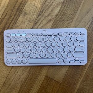 Logitech White Wireless Keyboard